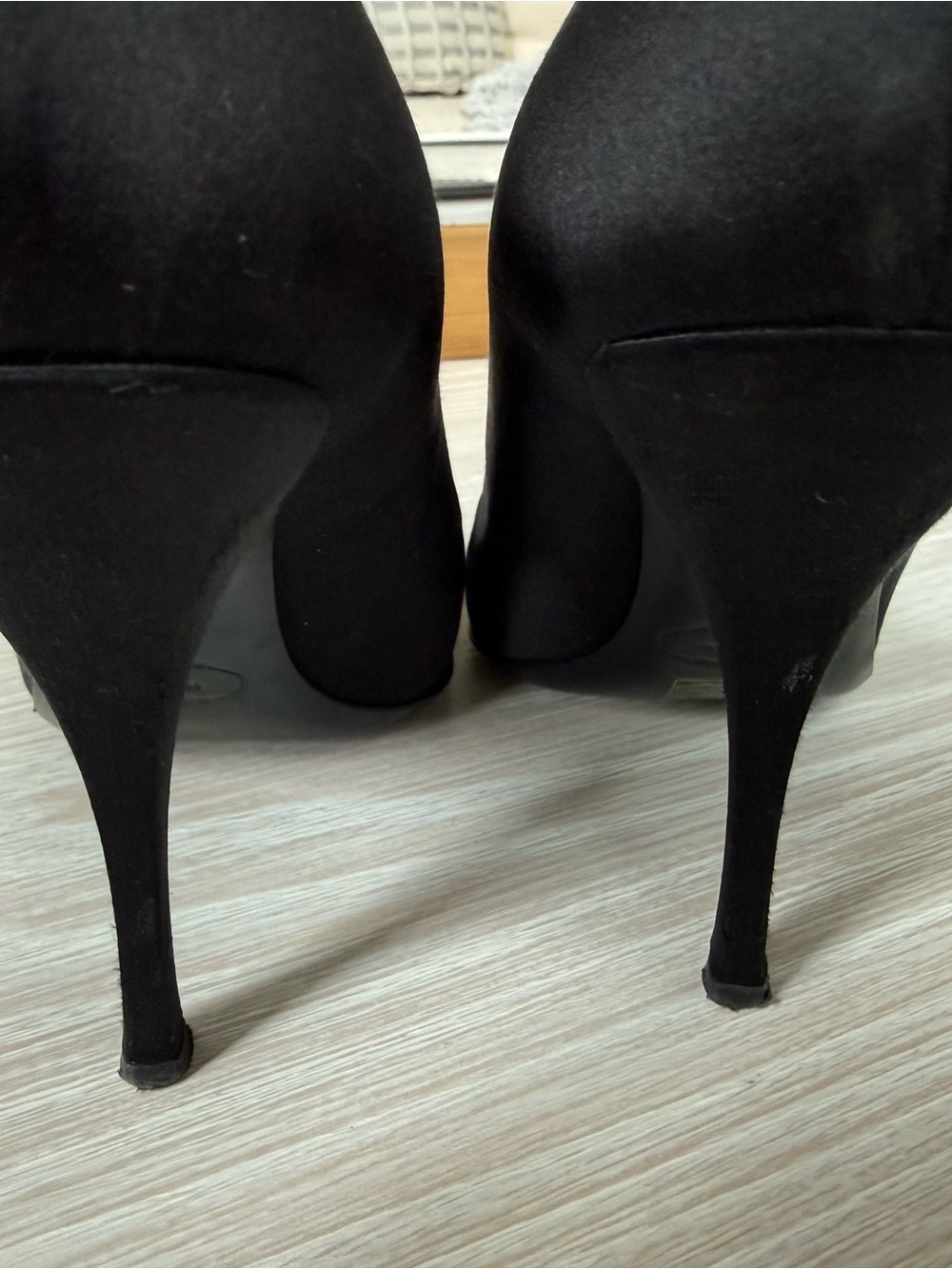 Prada Black Silk Crystal Diamanté
Peep Toe Court Shoes Heels Ladies 38, US8 - Picture 5 of 8